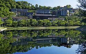 Sunsuri Phuket, Nai Harn Beach